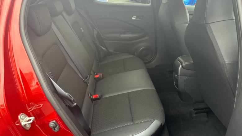 Nissan Juke 1.6 Hybrid N-Connecta 5dr Auto Hybrid Hatchback